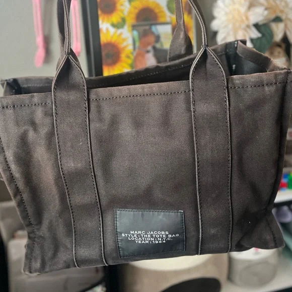 Marc Jacobs Black Canvas Tote Bag Large - Picture 4 of 8